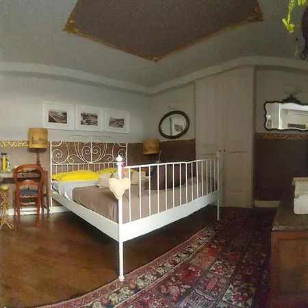 A Centro Storico Di *