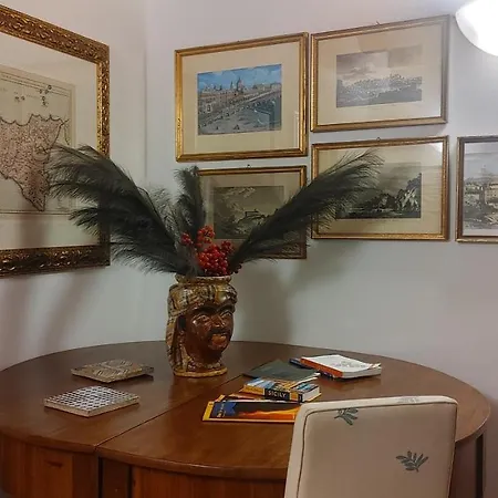 A Centro Storico Di Apartment *